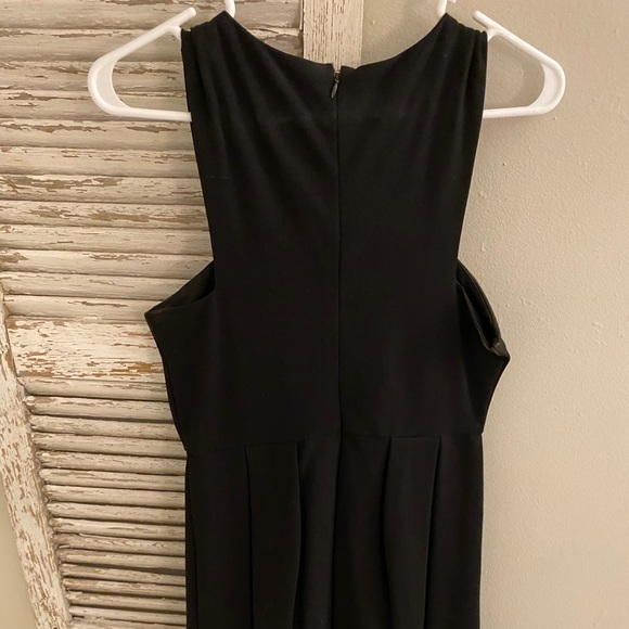 Black mini dress - Picture 2 of 7